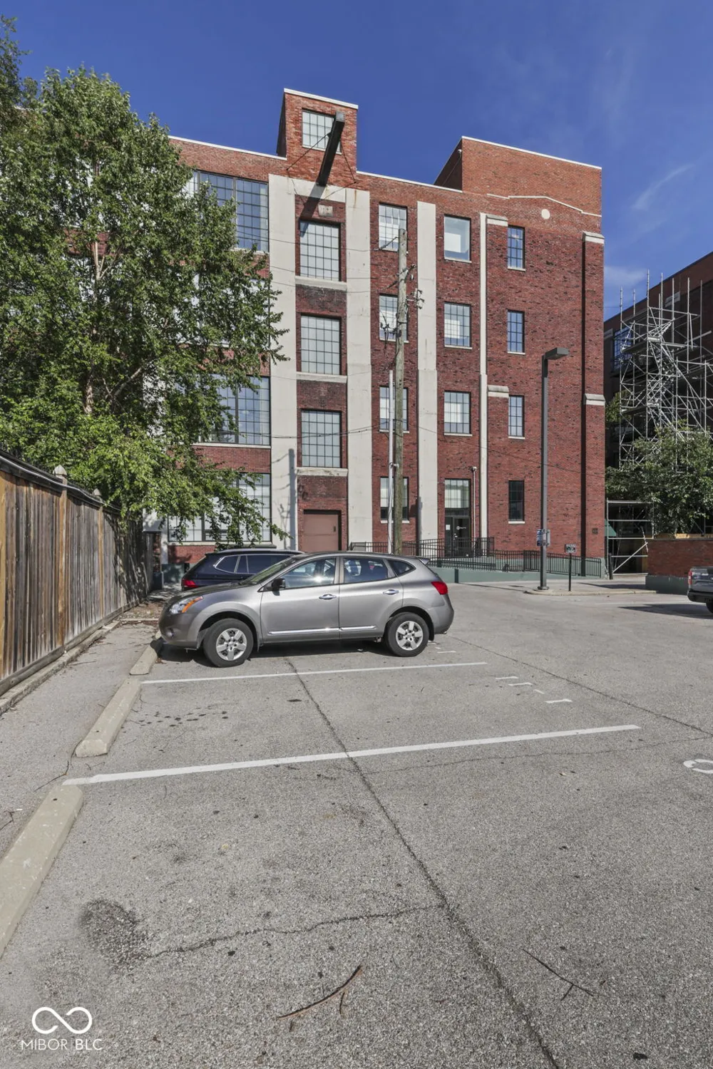 624 E Walnut Street #110 Indianapolis, IN 46204