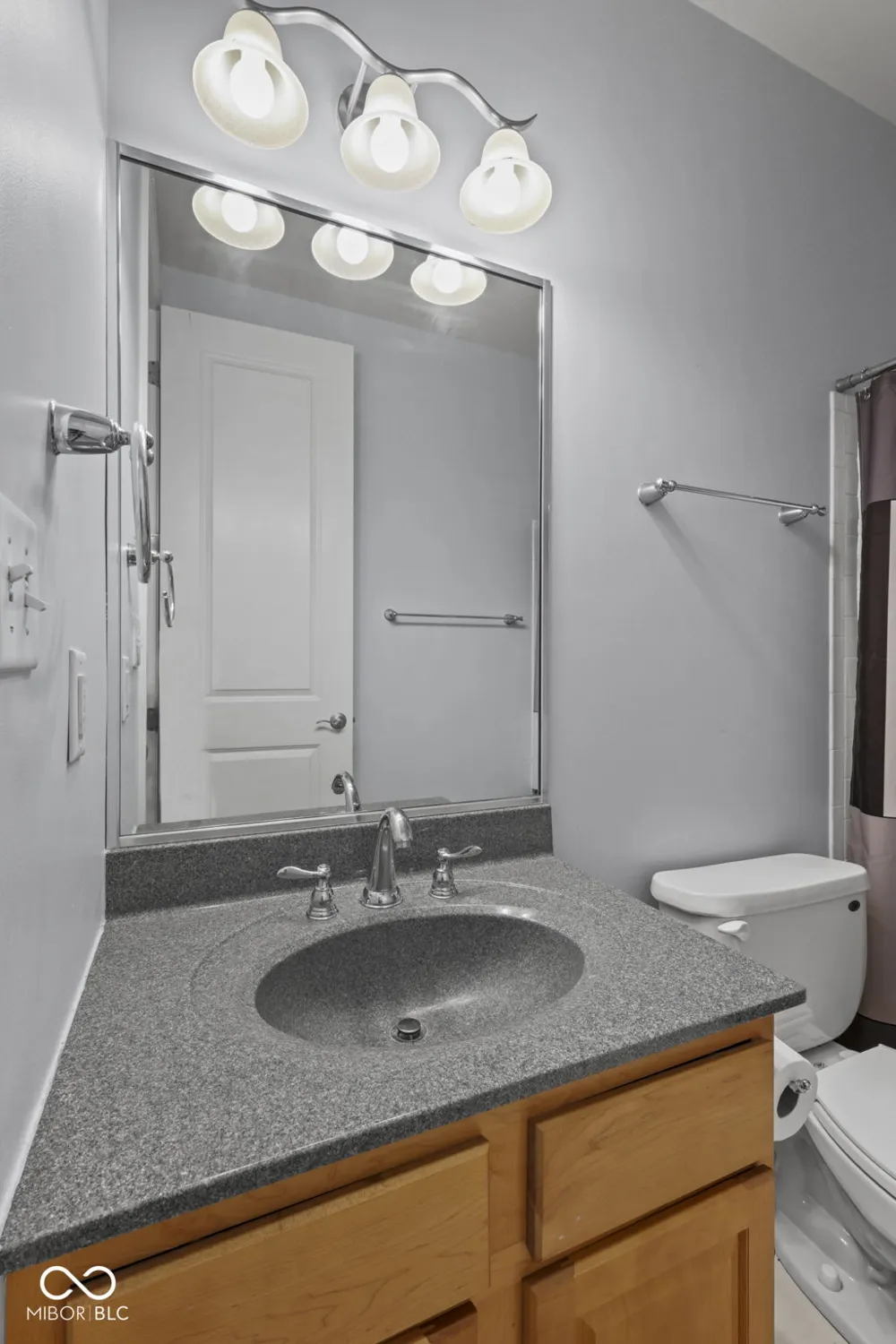 624 E Walnut Street #110 Indianapolis, IN 46204
