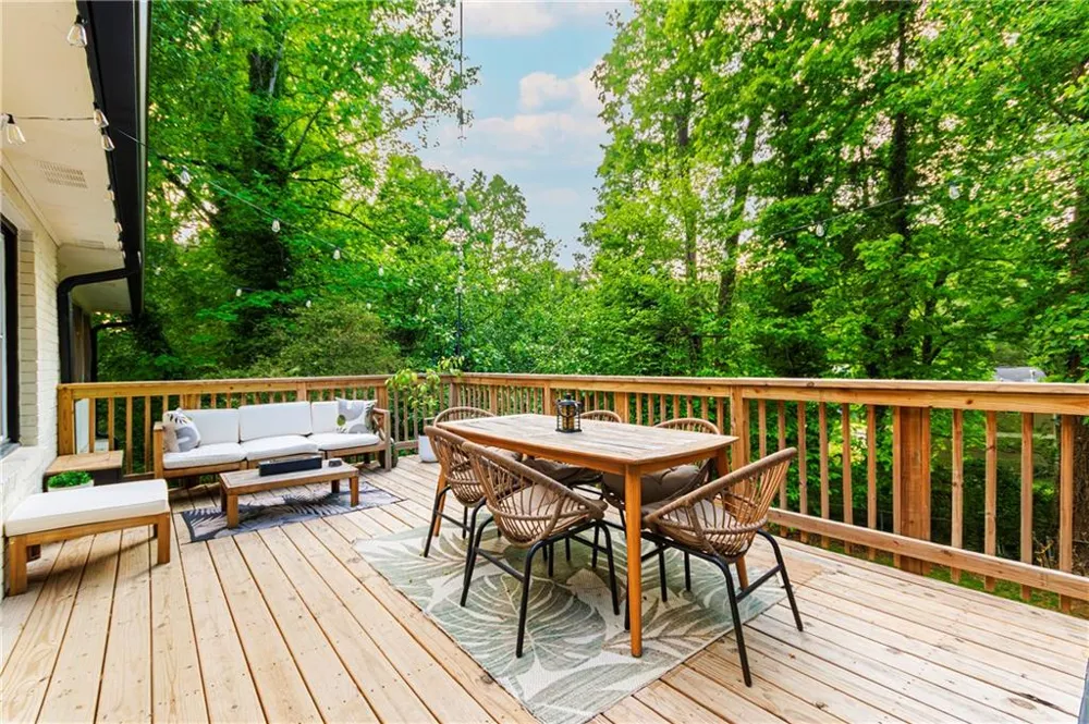 1953 Copperfield Circle Decatur, GA 30035