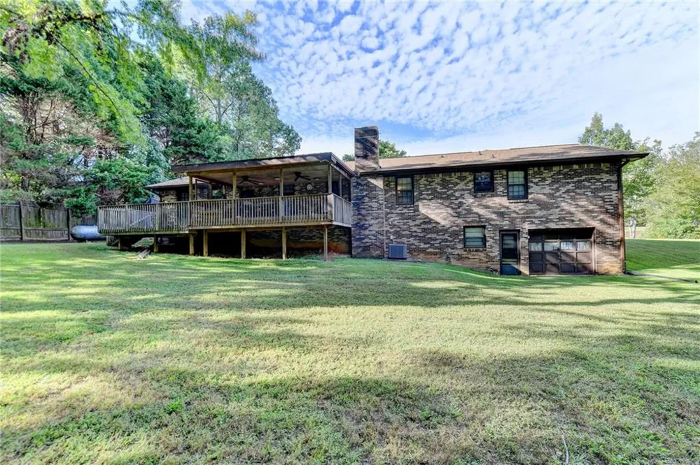 5680 Abbotts Bridge Road Johns Creek, GA 30097