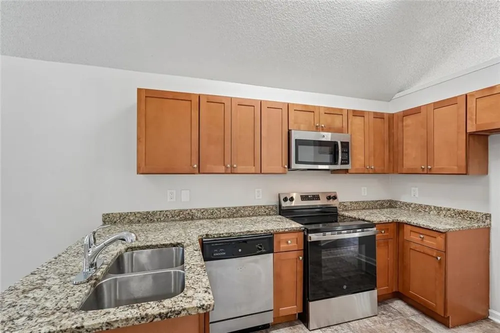 3833 Deercreek Drive Powder Springs, GA 30127