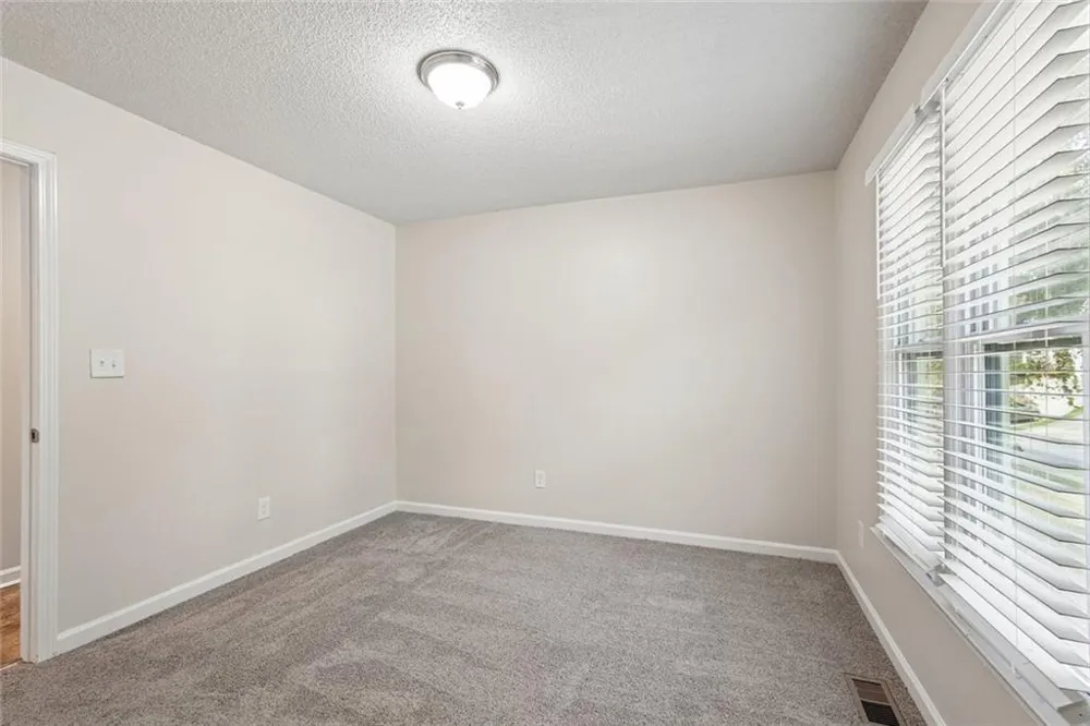 3833 Deercreek Drive Powder Springs, GA 30127