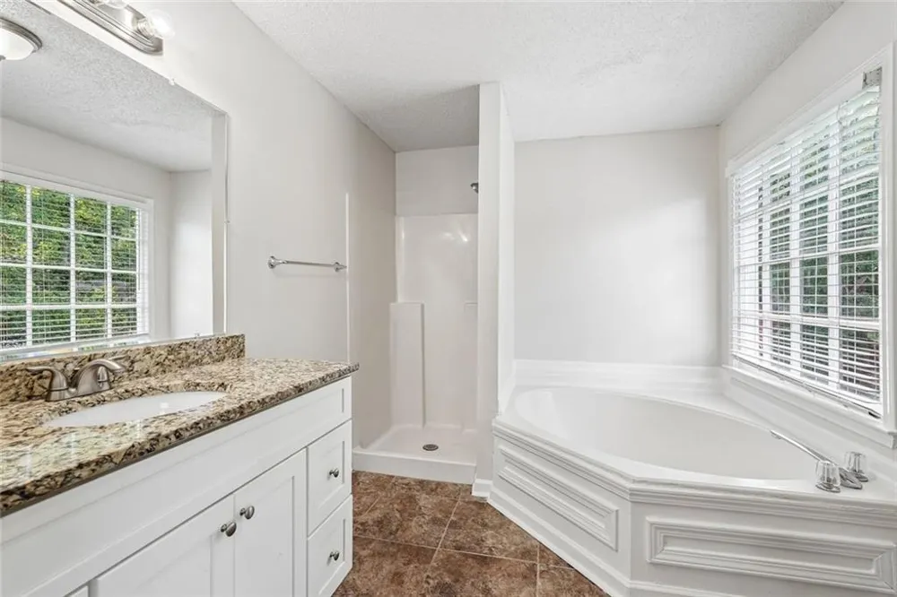 3833 Deercreek Drive Powder Springs, GA 30127