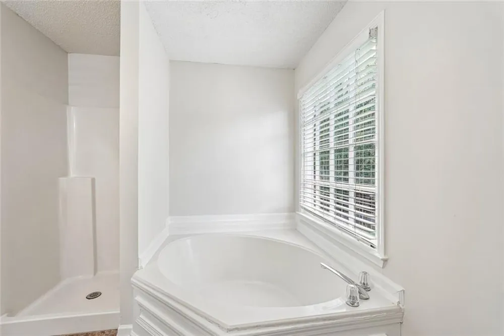 3833 Deercreek Drive Powder Springs, GA 30127