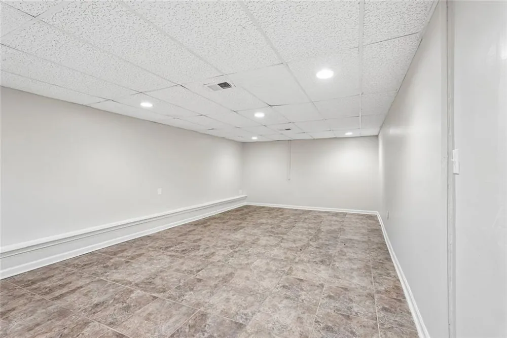 3833 Deercreek Drive Powder Springs, GA 30127