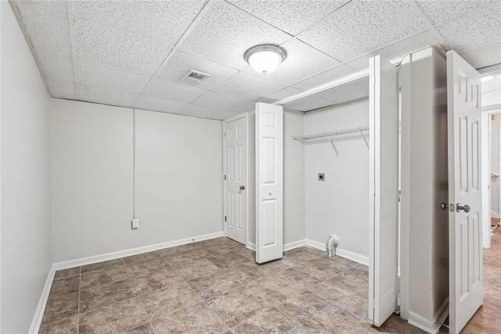 3833 Deercreek Drive Powder Springs, GA 30127