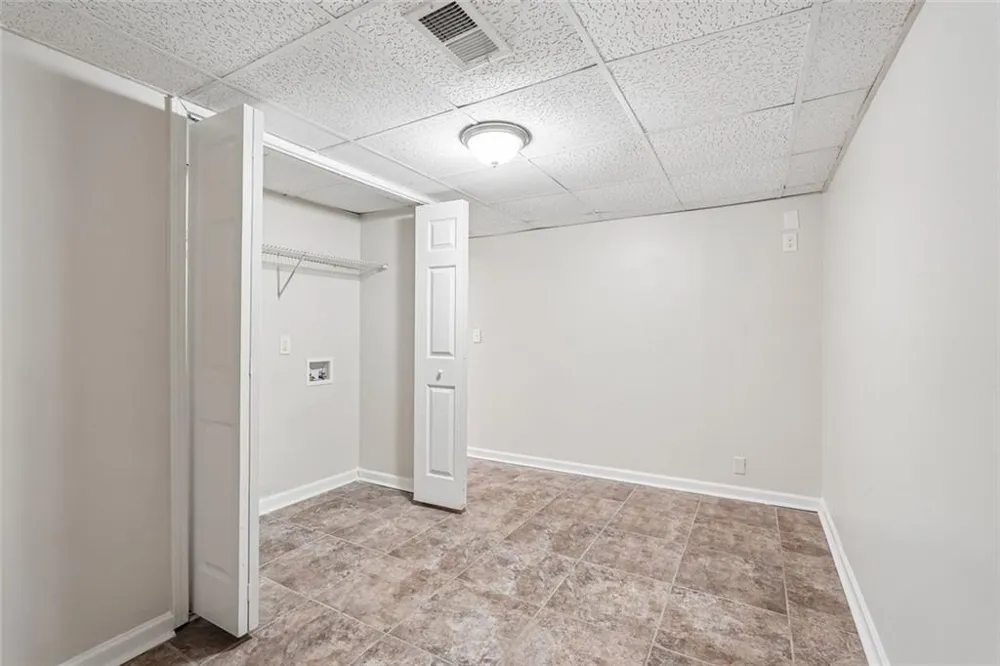 3833 Deercreek Drive Powder Springs, GA 30127