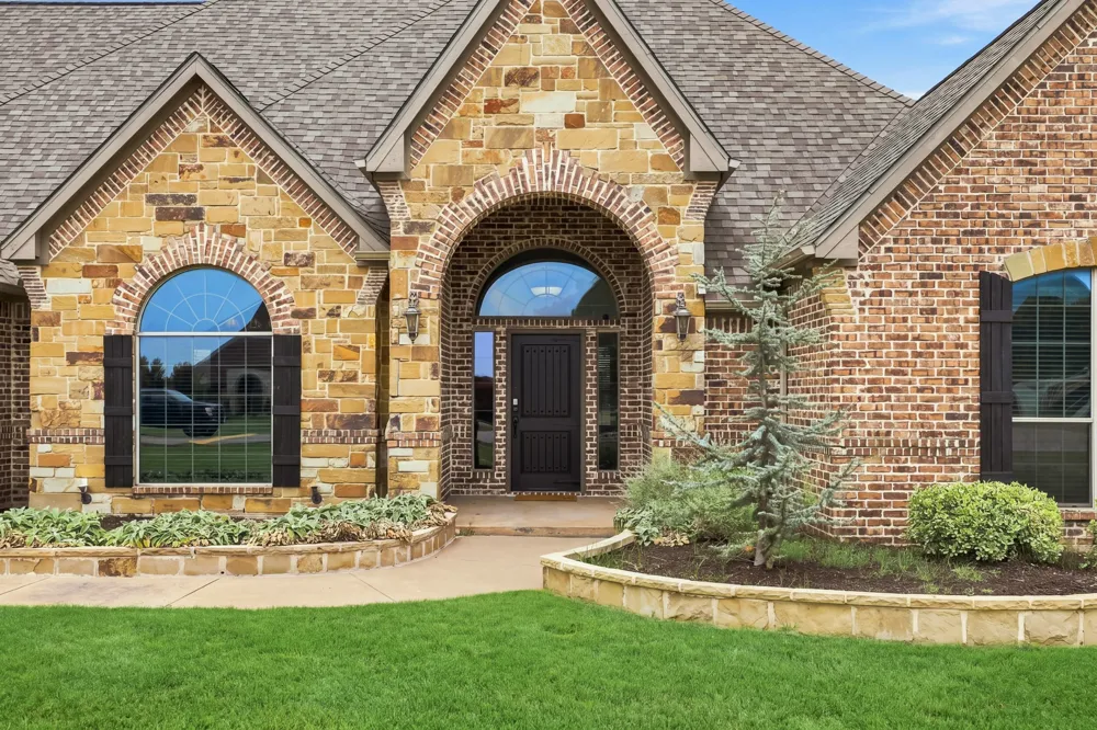 18121 Langford Lane Talty, TX 75126