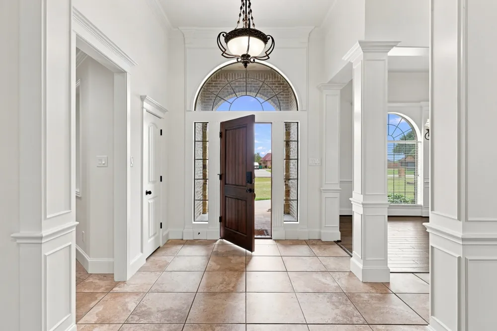 18121 Langford Lane Talty, TX 75126