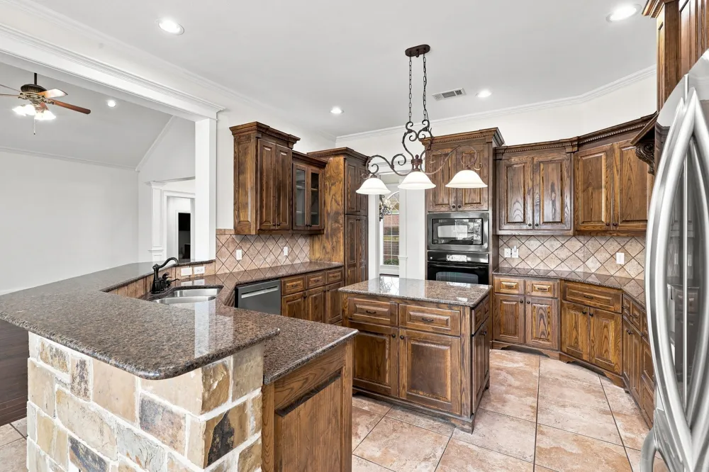 18121 Langford Lane Talty, TX 75126