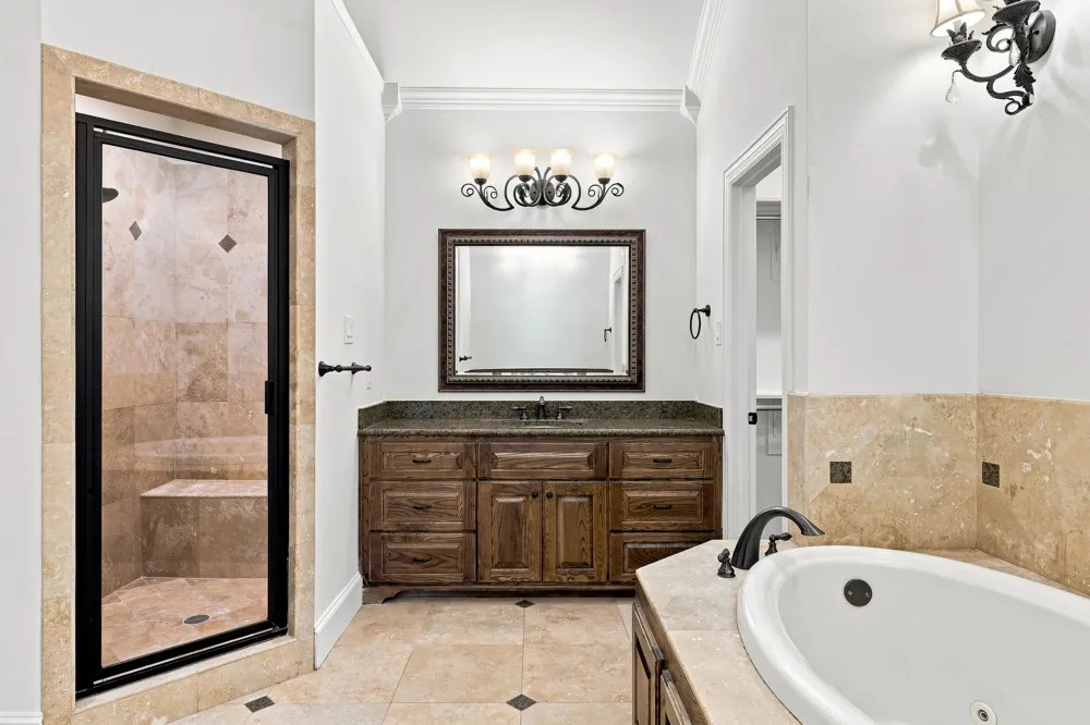 18121 Langford Lane Talty, TX 75126