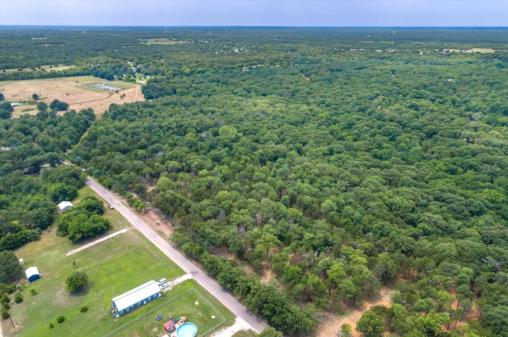 4407 County Road 3706 Wills Point, TX 75169