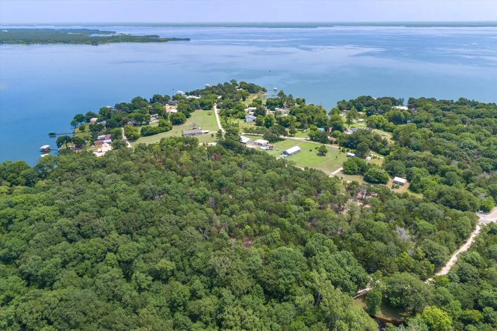 4407 County Road 3706 Wills Point, TX 75169