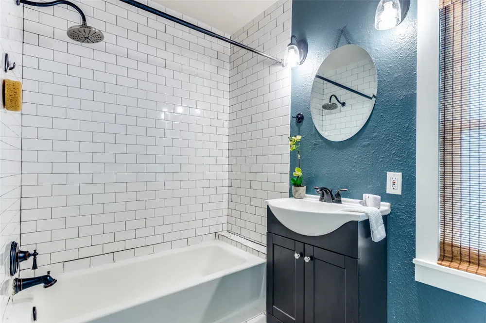 4039 Locke Avenue #A Fort Worth, TX 76107