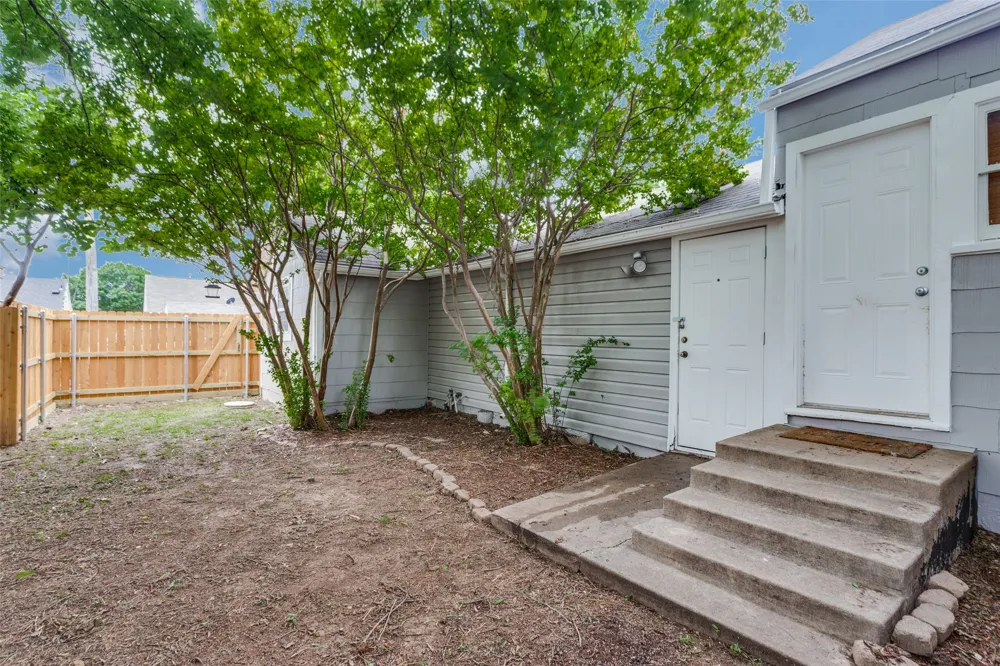 4039 Locke Avenue #A Fort Worth, TX 76107