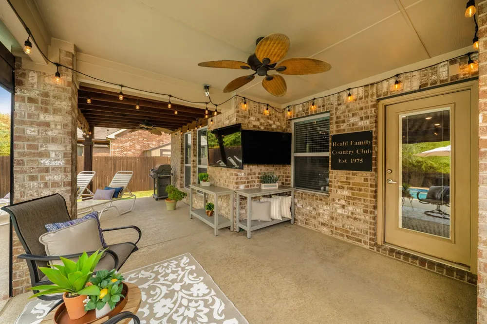 502 Royal Oaks Lane Oak Point, TX 75068
