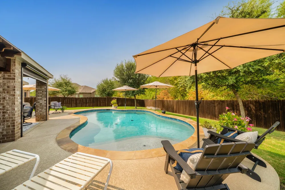 502 Royal Oaks Lane Oak Point, TX 75068