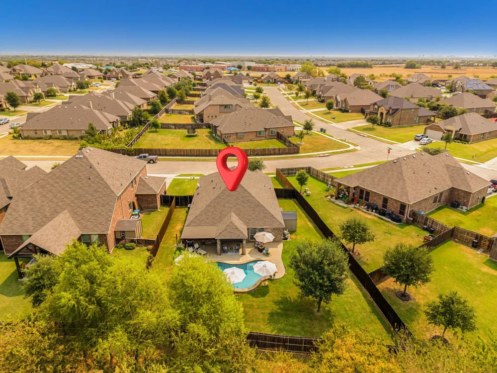 502 Royal Oaks Lane Oak Point, TX 75068