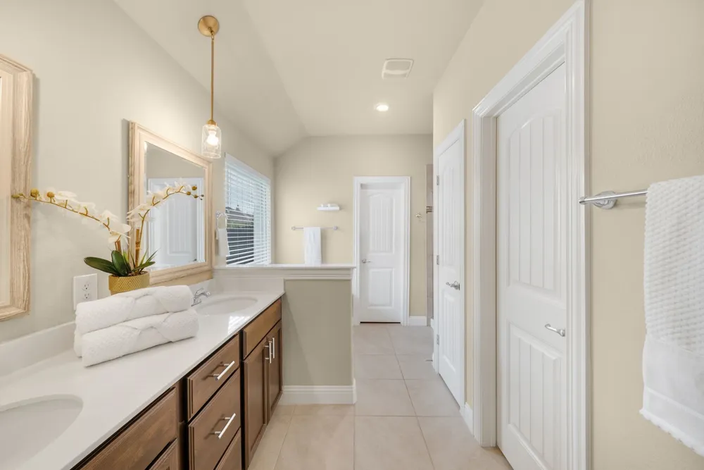 502 Royal Oaks Lane Oak Point, TX 75068