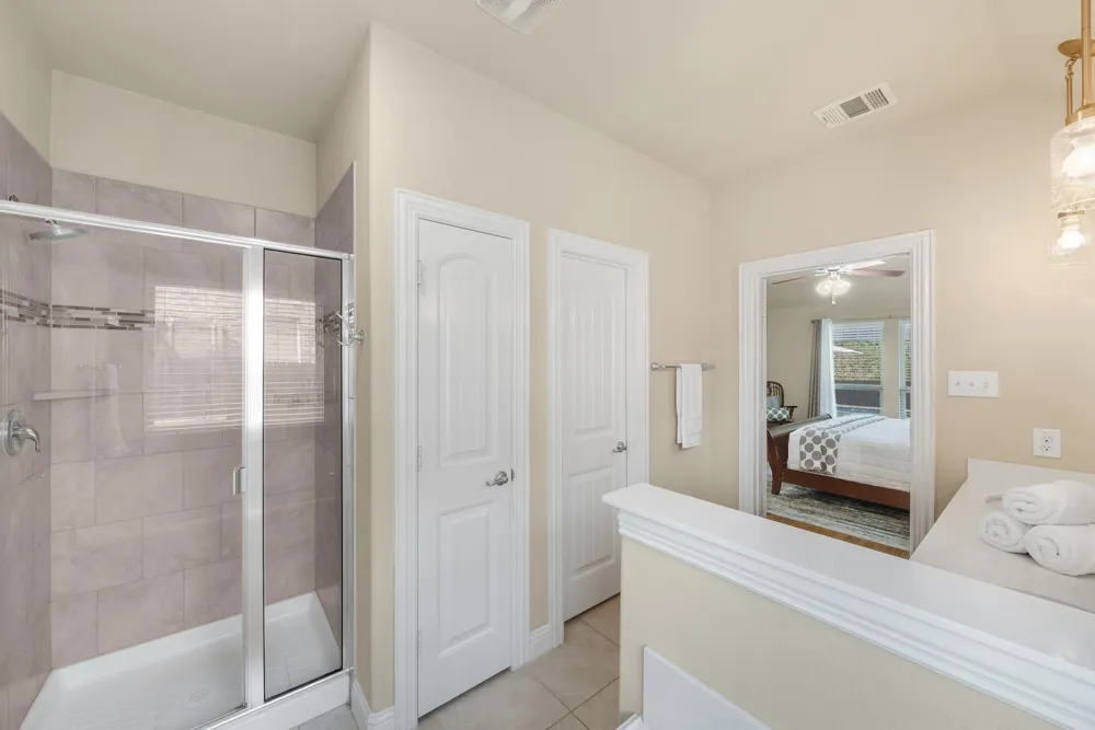 502 Royal Oaks Lane Oak Point, TX 75068