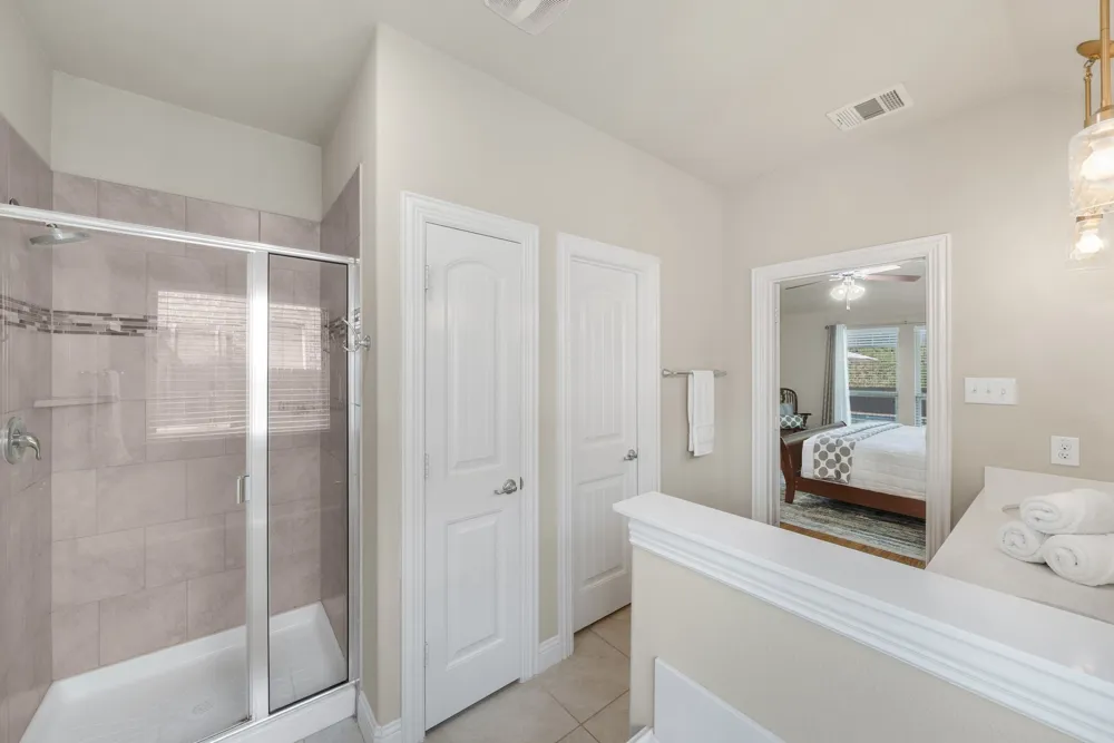 502 Royal Oaks Lane Oak Point, TX 75068