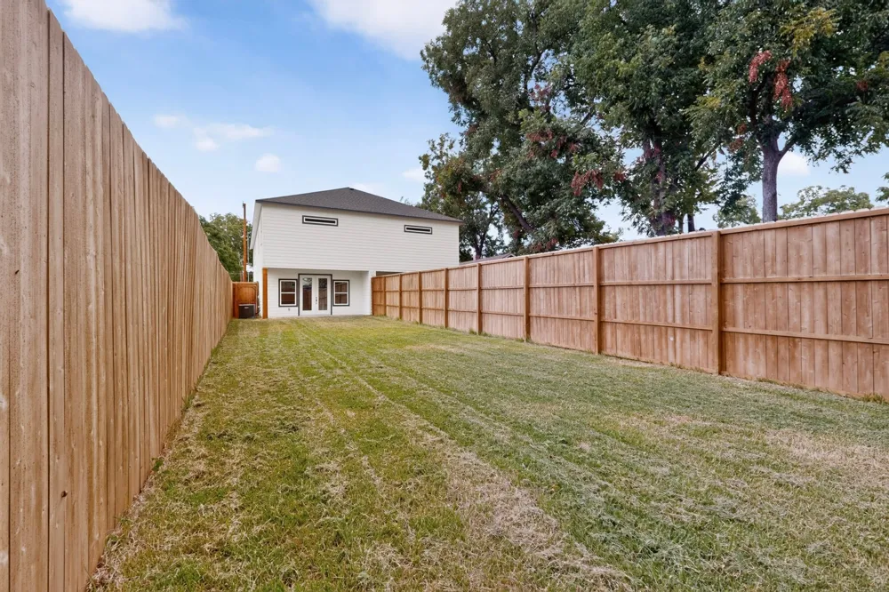5104 Philip Avenue Dallas, TX 75223
