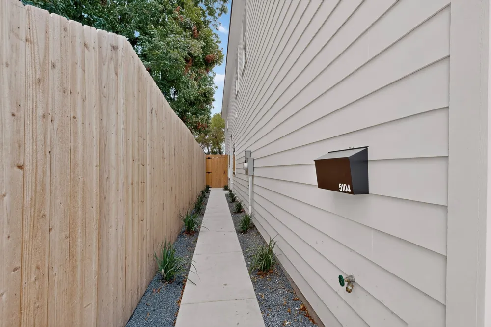 5104 Philip Avenue Dallas, TX 75223