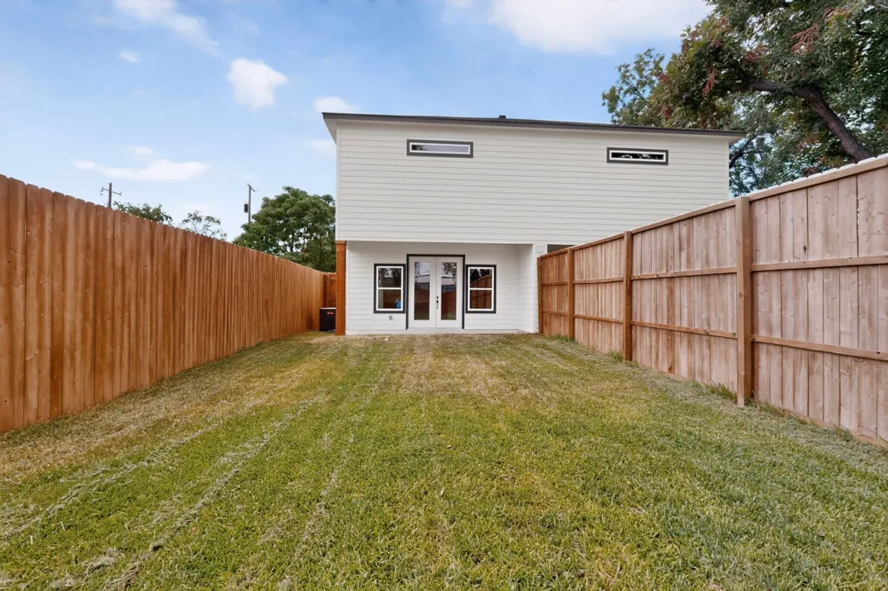 5104 Philip Avenue Dallas, TX 75223