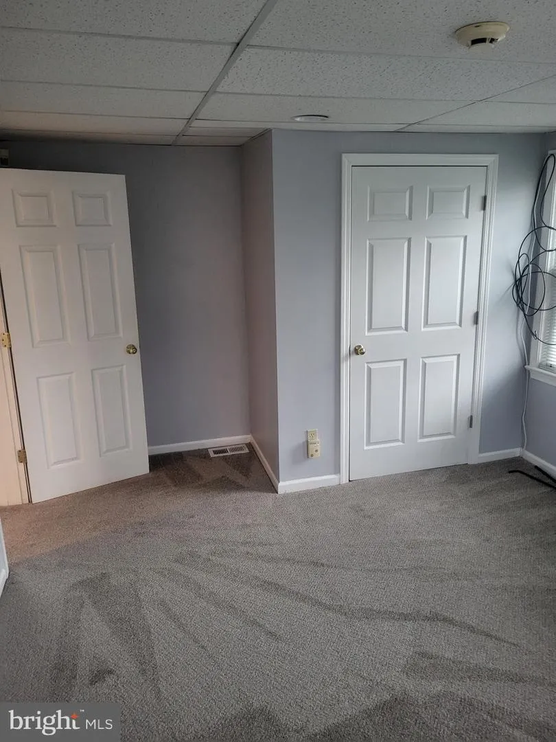 40 OAK AVENUE Marlton, NJ 08053