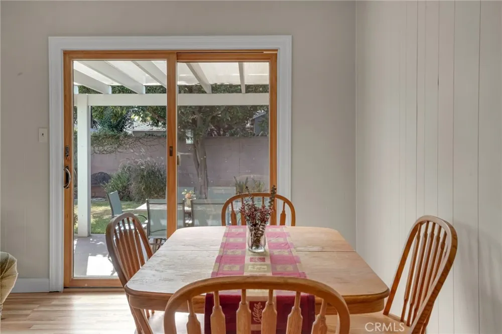 5243 Hersholt Lakewood, CA 90712