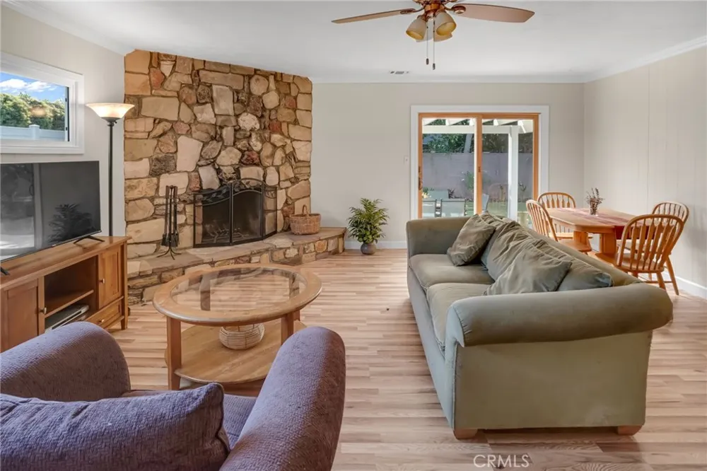 5243 Hersholt Lakewood, CA 90712