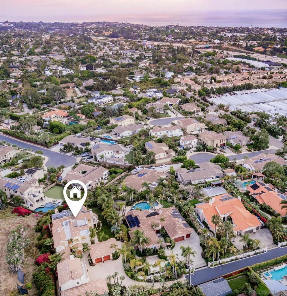 1299 Urania Ave Encinitas, CA 92024