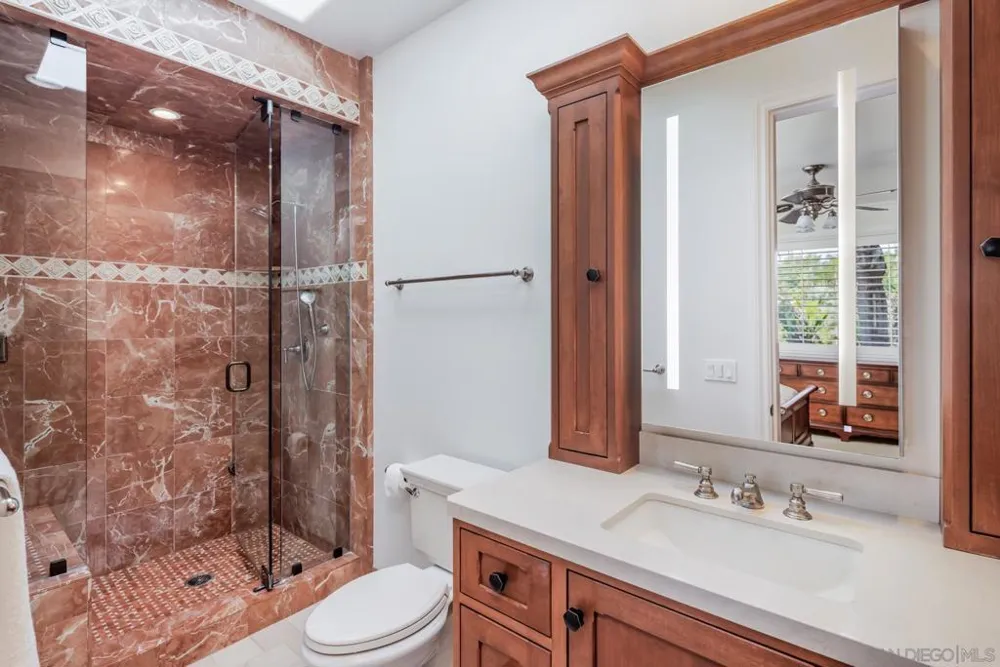 1299 Urania Ave Encinitas, CA 92024