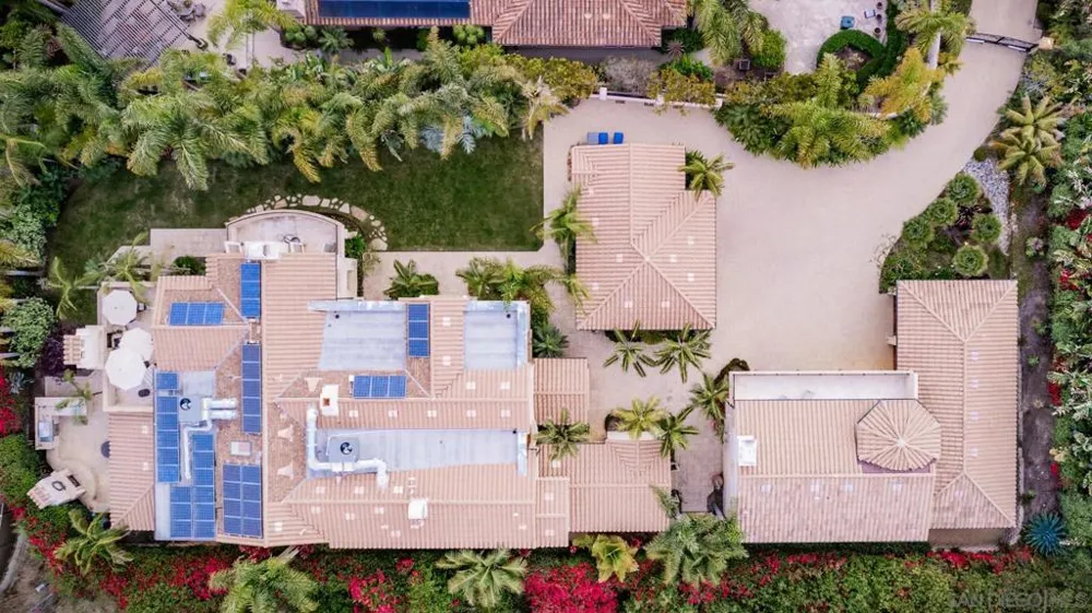 1299 Urania Ave Encinitas, CA 92024