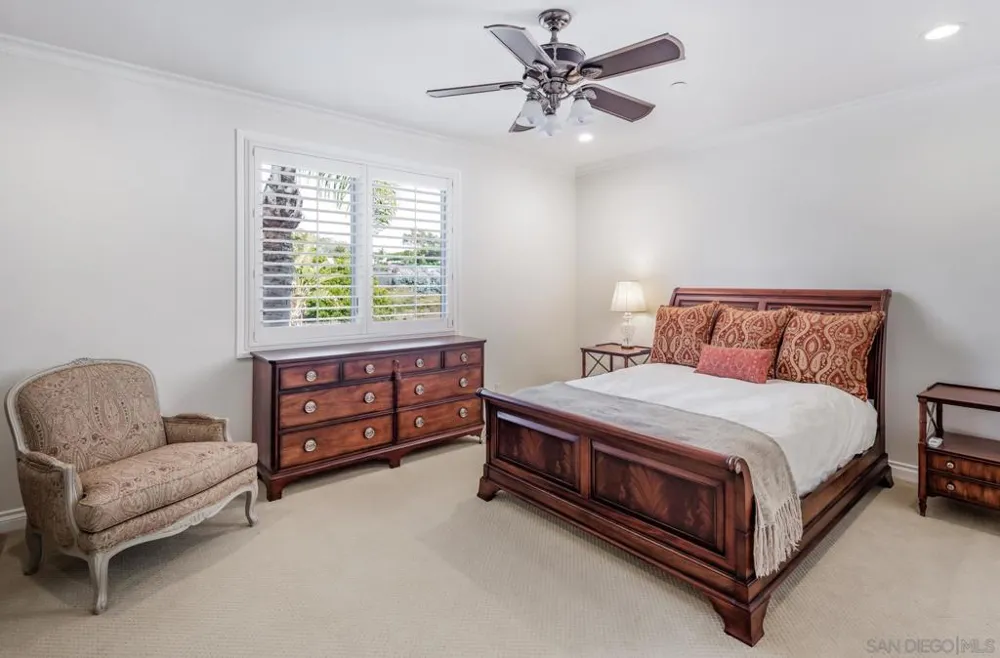 1299 Urania Ave Encinitas, CA 92024
