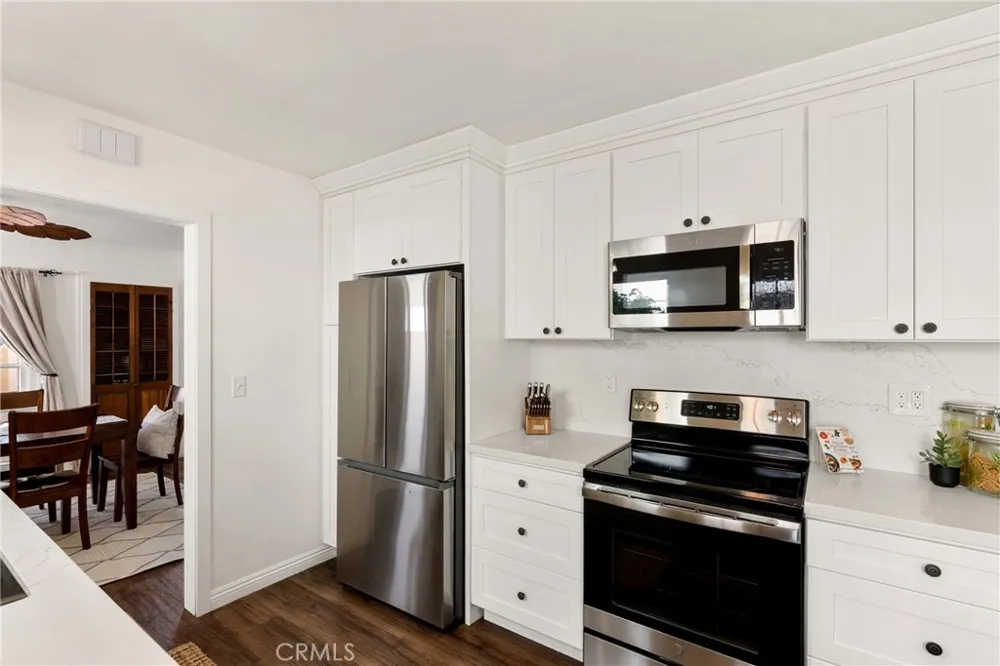5945 East The Toledo Long Beach, CA 90803