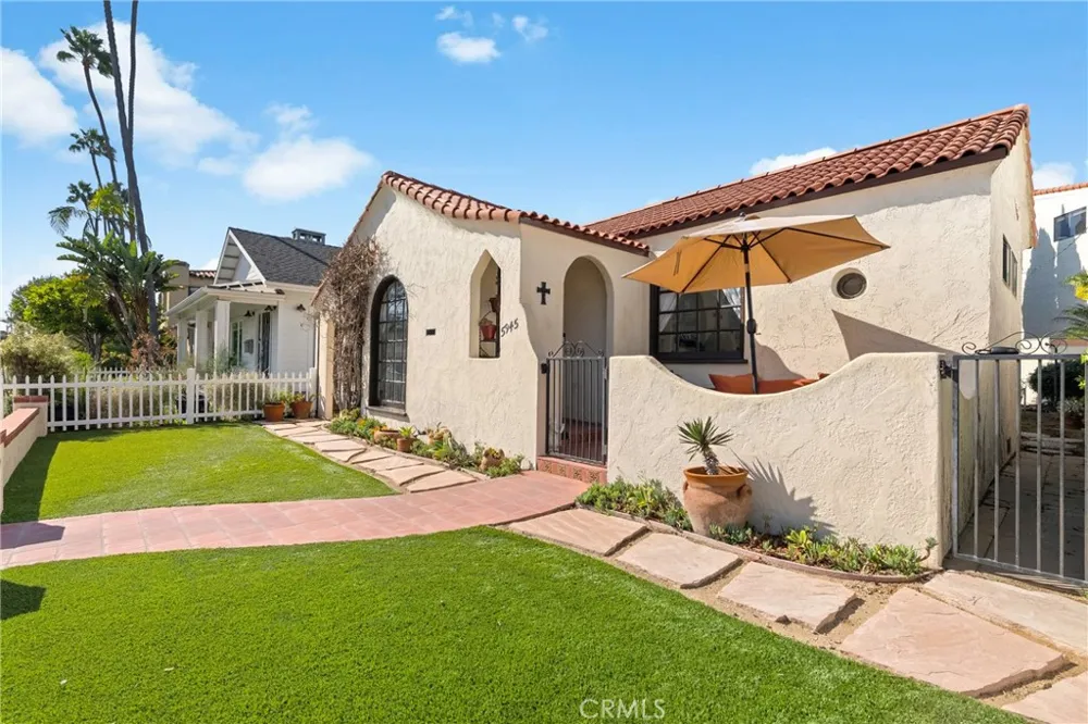 5945 East The Toledo Long Beach, CA 90803