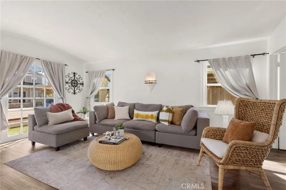 5945 East The Toledo Long Beach, CA 90803