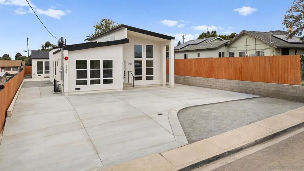 2743 Wilma St National City, CA 91950