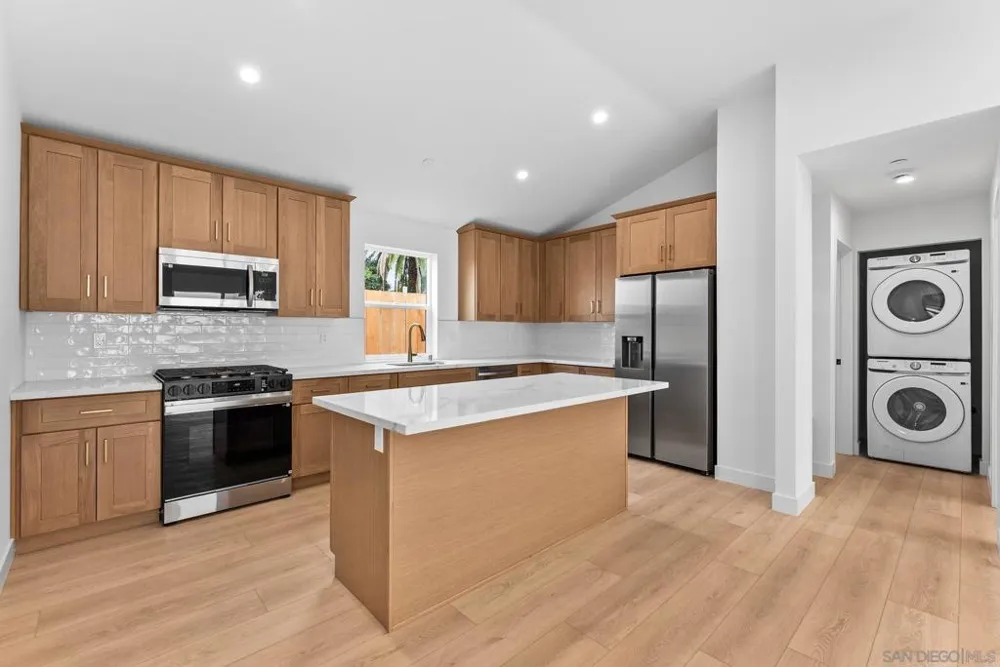 2743 Wilma St National City, CA 91950