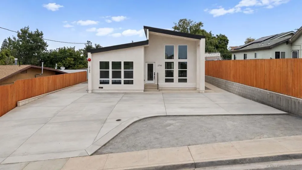 2743 Wilma St National City, CA 91950