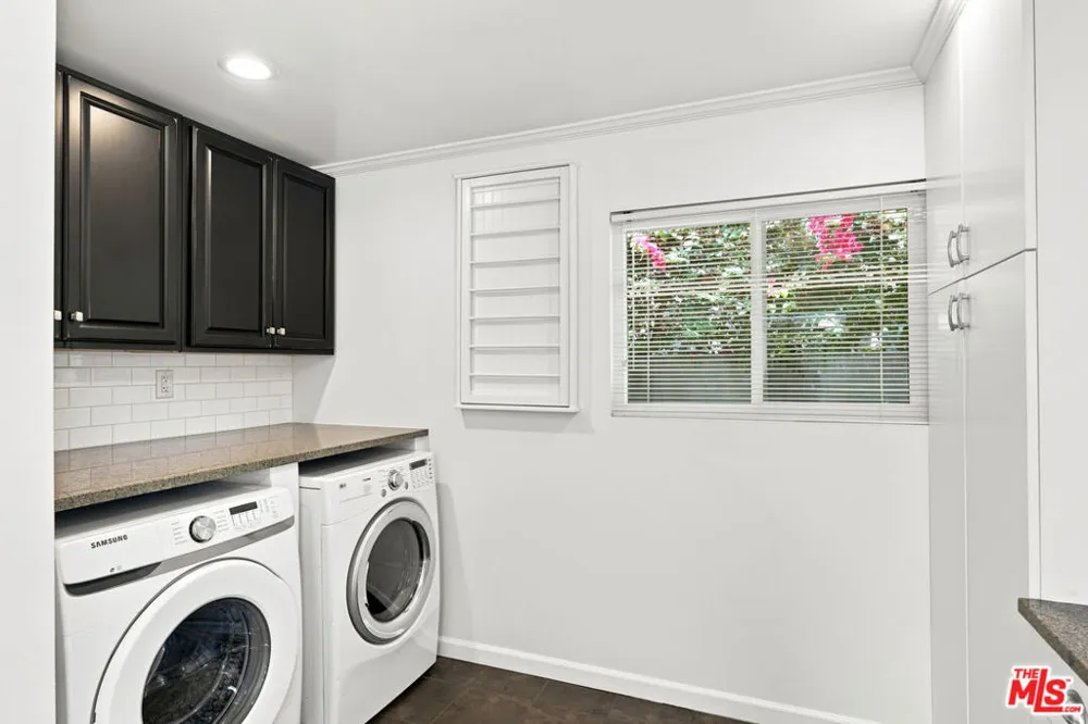 4415 W Woodland Avenue Burbank, CA 91505