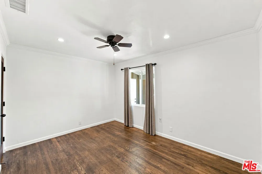 4415 W Woodland Avenue Burbank, CA 91505
