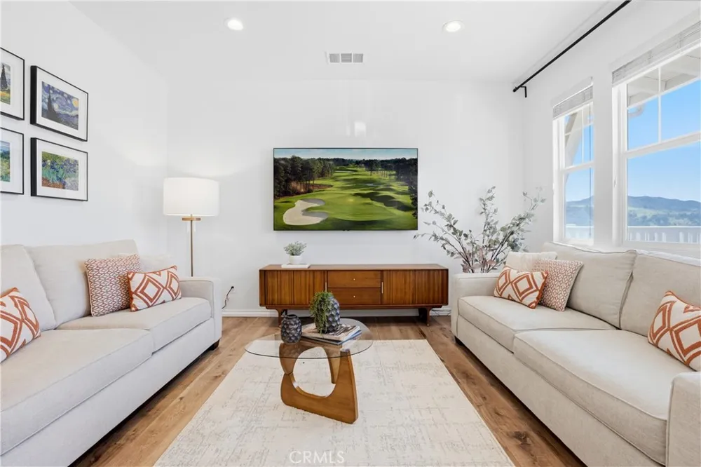 175 Patria Rancho Mission Viejo, CA 92694