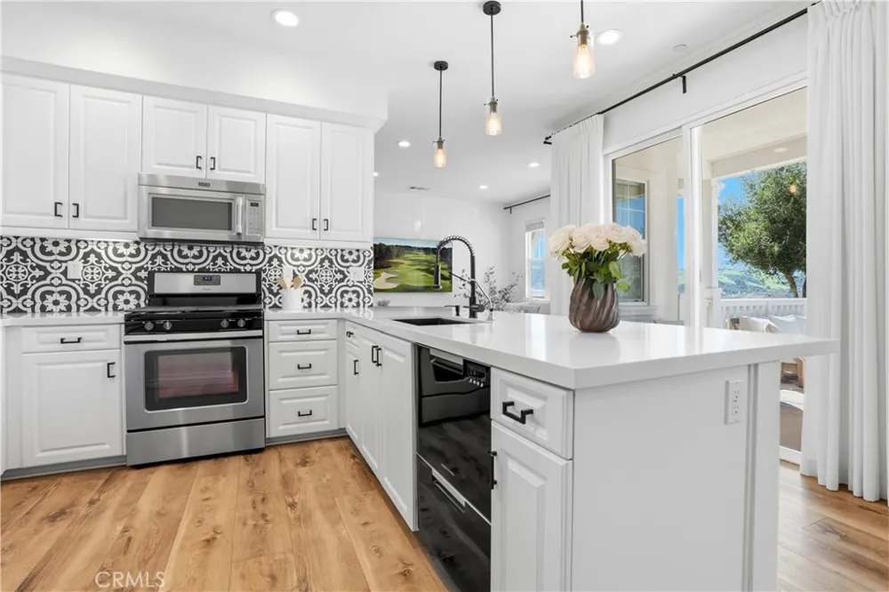175 Patria Rancho Mission Viejo, CA 92694