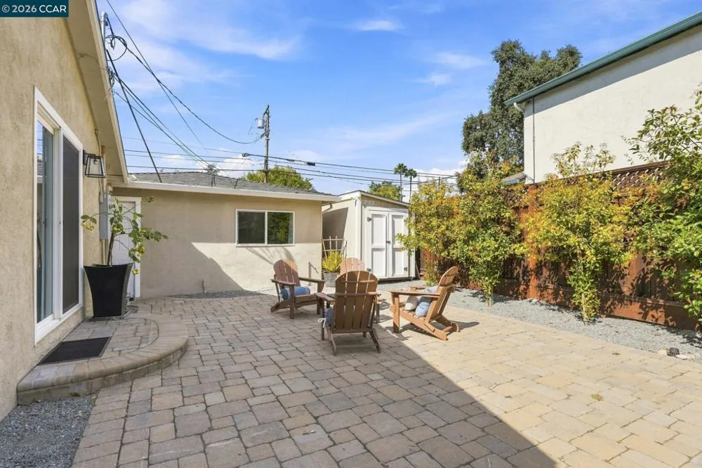 100 Pleasant Valley Dr Walnut Creek, CA 94597