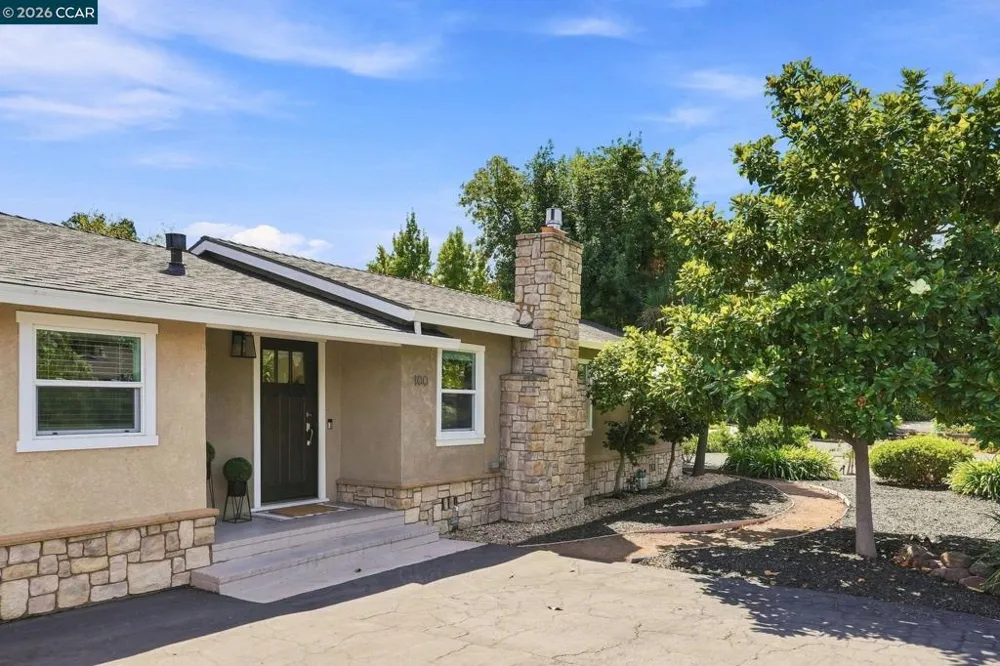 100 Pleasant Valley Dr Walnut Creek, CA 94597
