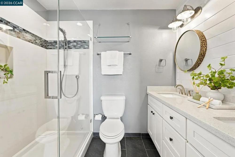 100 Pleasant Valley Dr Walnut Creek, CA 94597
