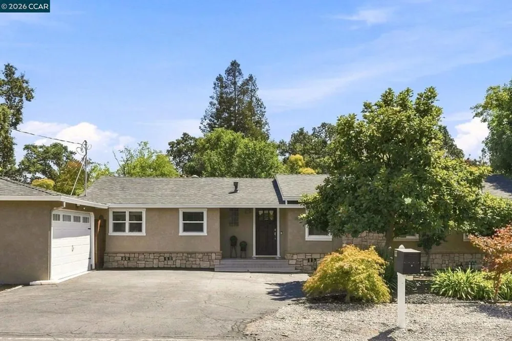 100 Pleasant Valley Dr Walnut Creek, CA 94597