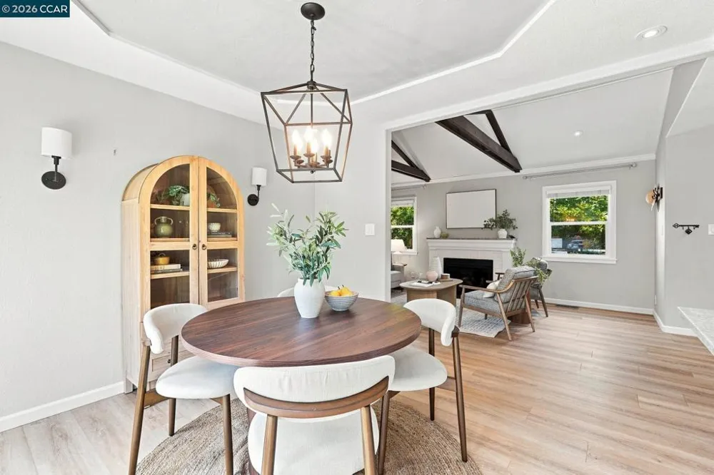 100 Pleasant Valley Dr Walnut Creek, CA 94597